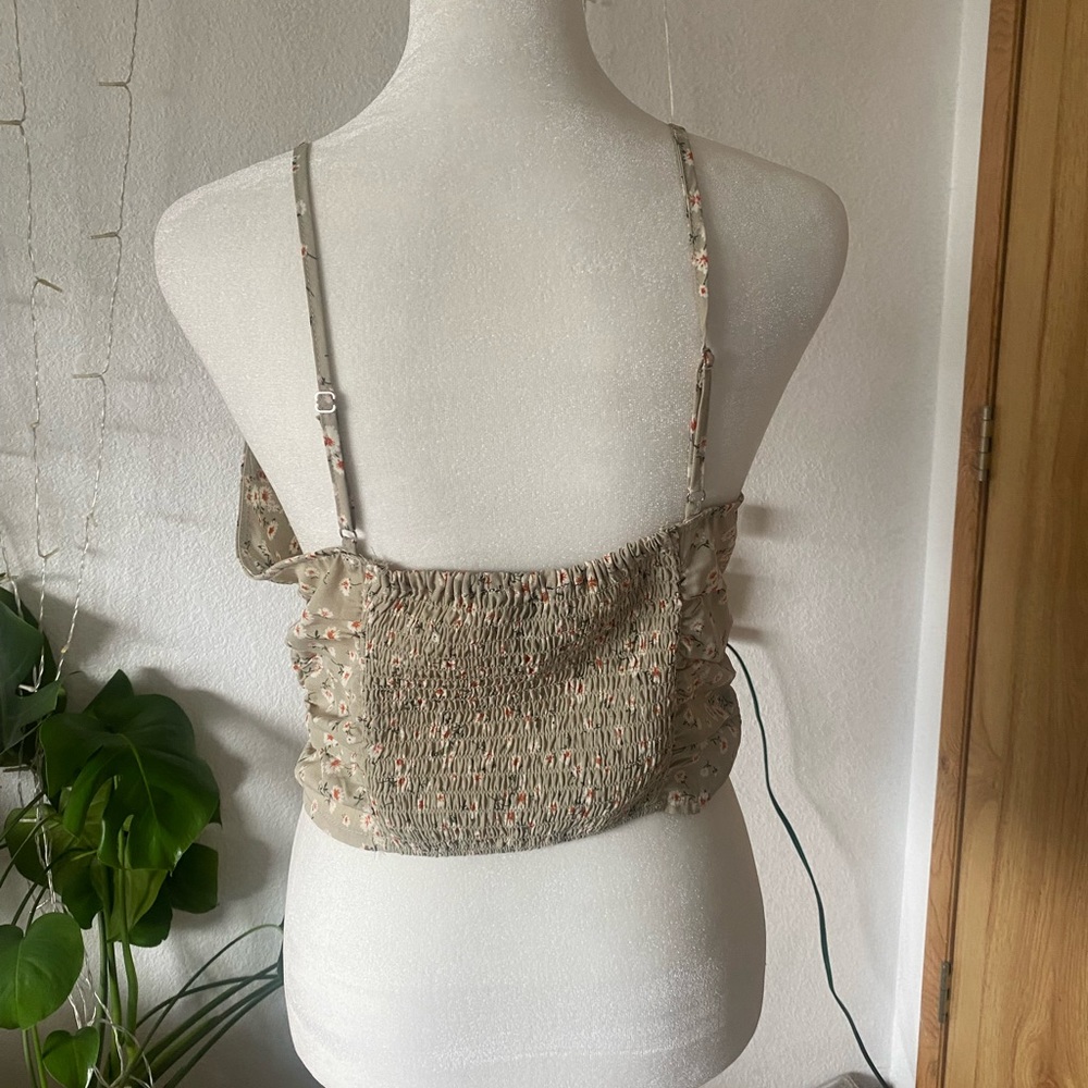 Floral Top - Picture 5 of 5